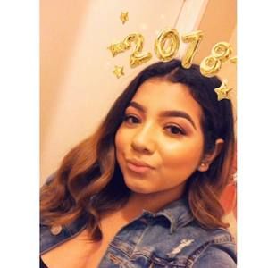 Meet your Posher, Lesly